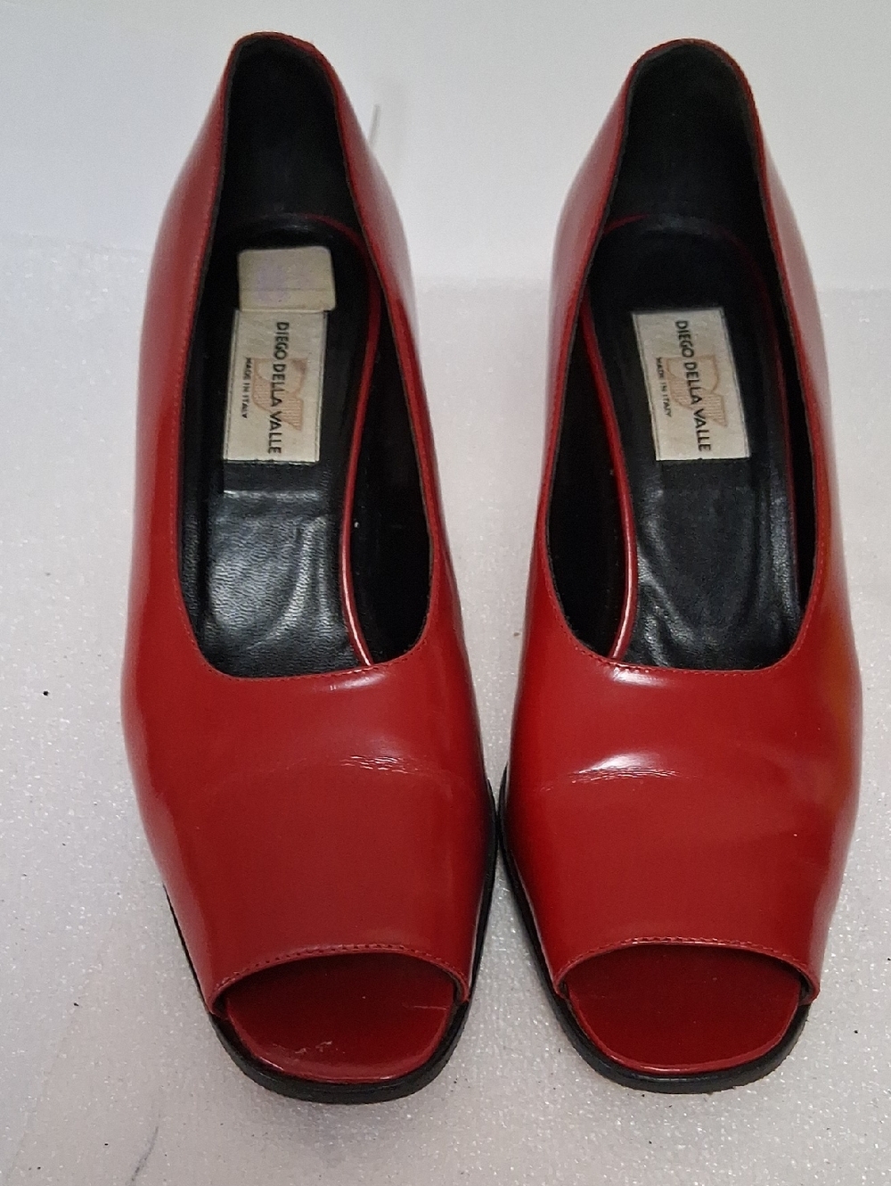 Diego Della Valle Red Shiny Peep-Toe Pumps